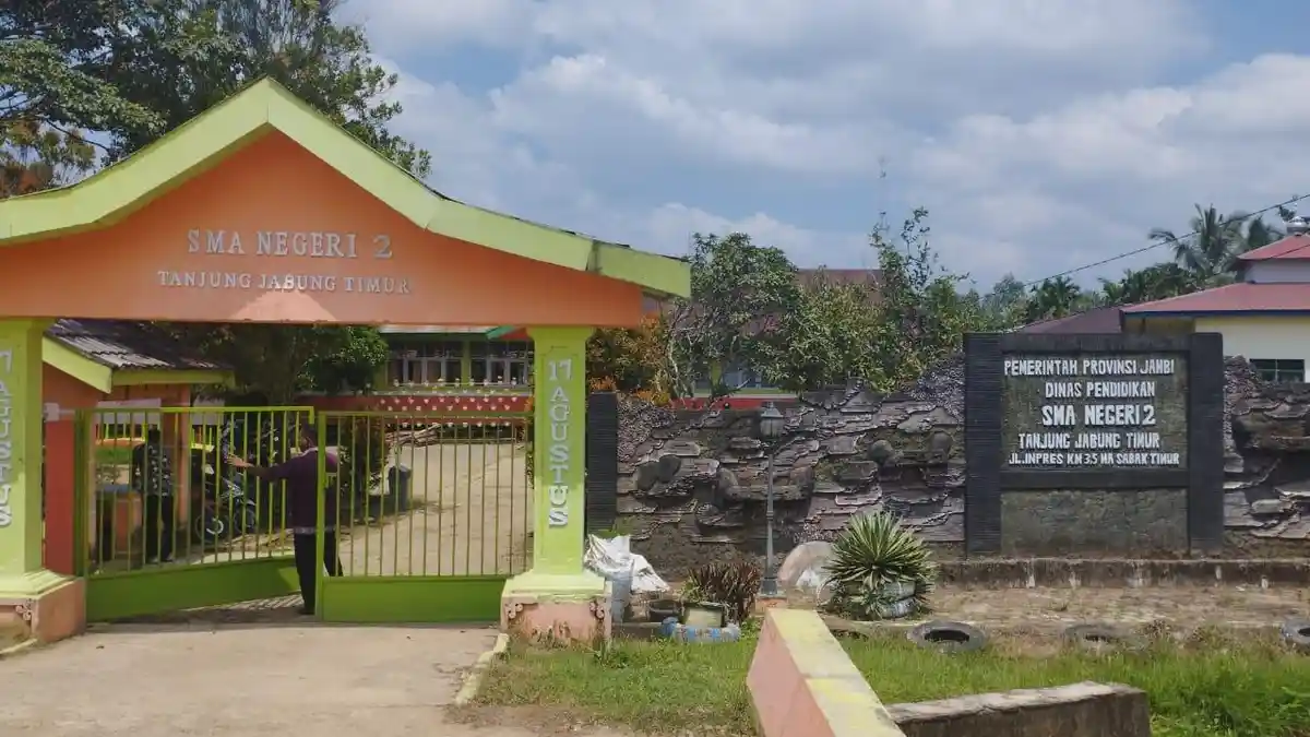 Wali Murid Ungkap Dugaan Pemangkasan Dana Bantuan BAZNAS di SMAN 2 Tanjabtim