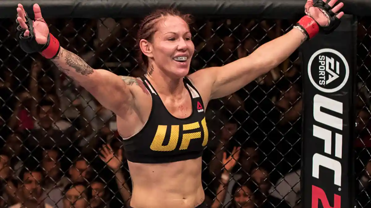 Ribut dengan Presiden UFC Dana White, Cris Cyborg Pilih Gabung Bellator