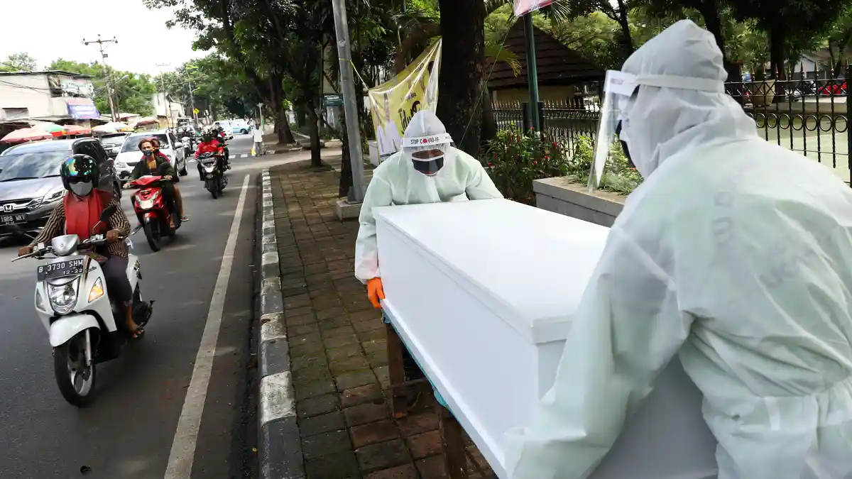 Masyarakat Diminta Tak Persoalkan Jenazah Covid-19 yang Tak Dimandikan