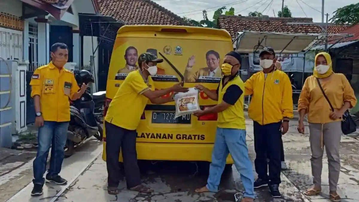 Kader Golkar Mengajak Komponen Bangsa Membantu Mereka yang Terdampak Covid-19