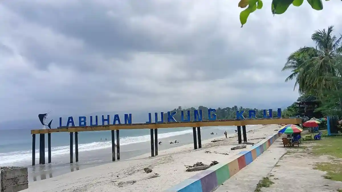 21.537 Wisatawan Mancanegara Kunjungi Pesisir Barat Sepanjang 2023