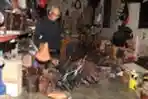 Sumadi Seng Perajin Asesoris Sepeda Onthel