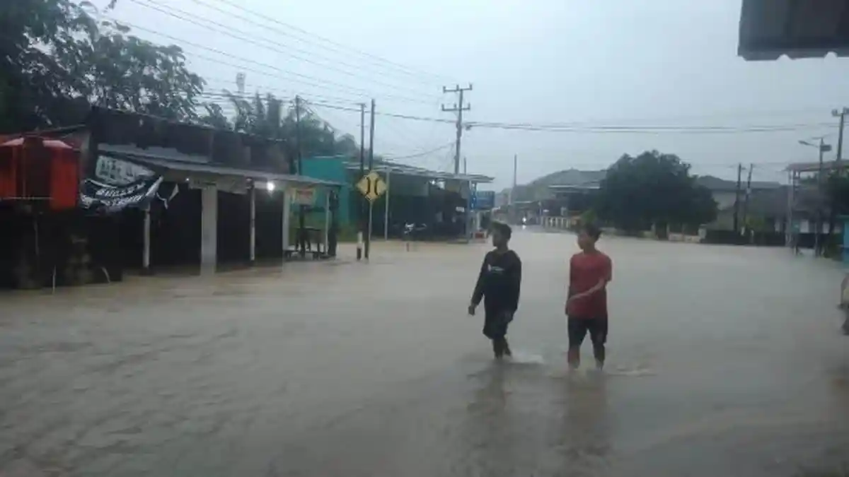 Banjir Rendam 7 Kecamatan di Bangka Belitung