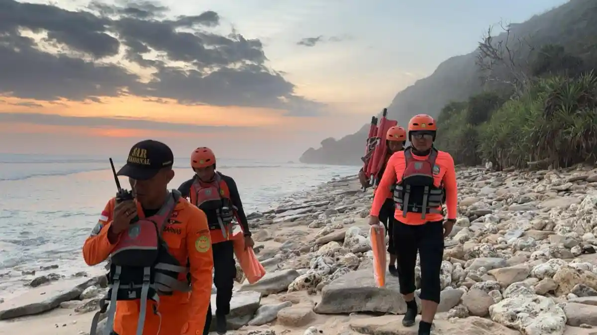 Teka-teki Jasad Bule di Pantai Nyang Nyang Bali