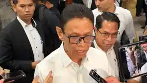 Sambaran-Petir-Disebut-Jadi-Pemicu-Blackout-Sumatera-Wamen-ESDM-Bantah-Sabotase.jpg