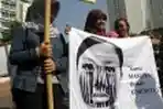 Demo Tolak Tes Keperawanan