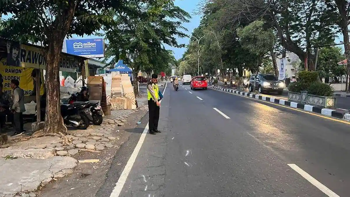 Kronologi Kecelakaan Maut Truk vs Sepeda Motor : Dua Mahasiswa asal Grobogan Tewas