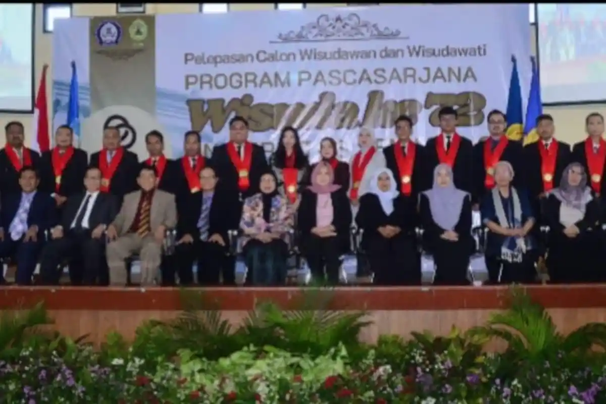 Pascasarjana Universitas Semarang Lepas 59 Lulusan, Inilah Pesan dari Prof Kesi