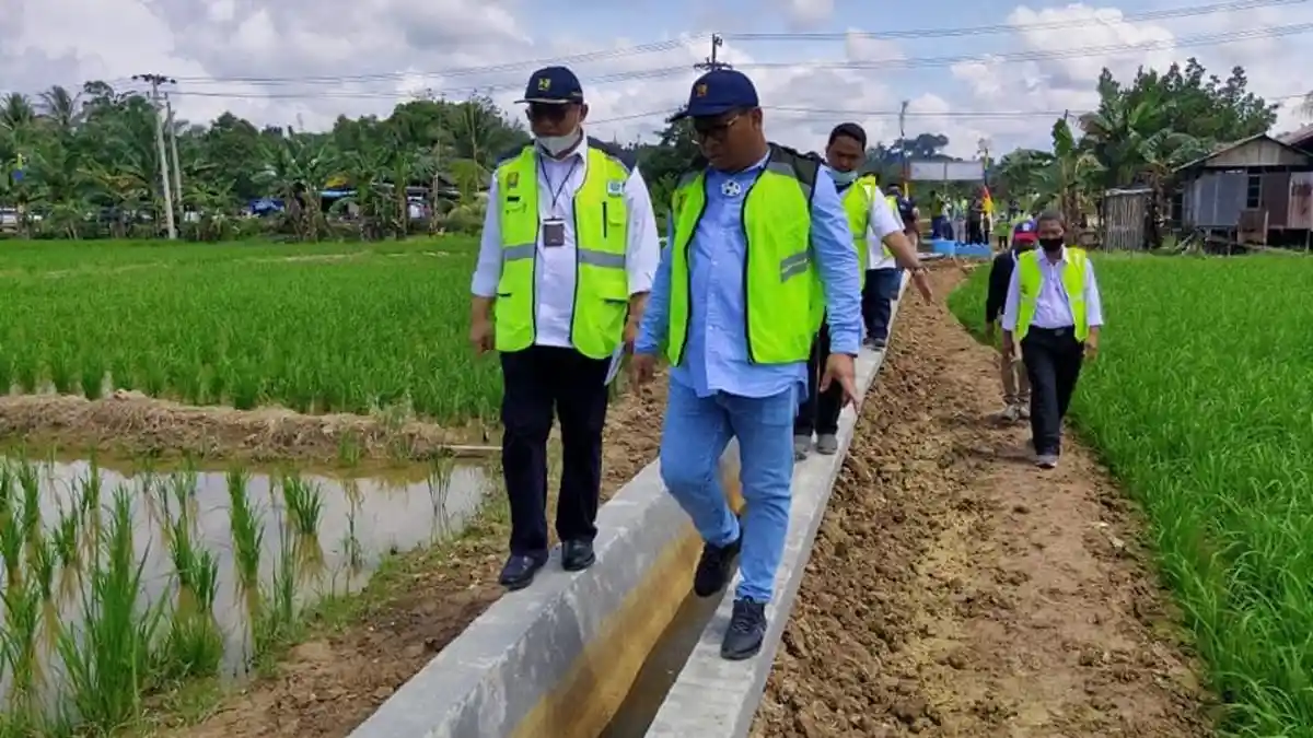 Kunjungi Teluk Singkama Kutai Timur, Anggota DPR RI Asal Kutim Tinjau Realisasi Program P3TGAI