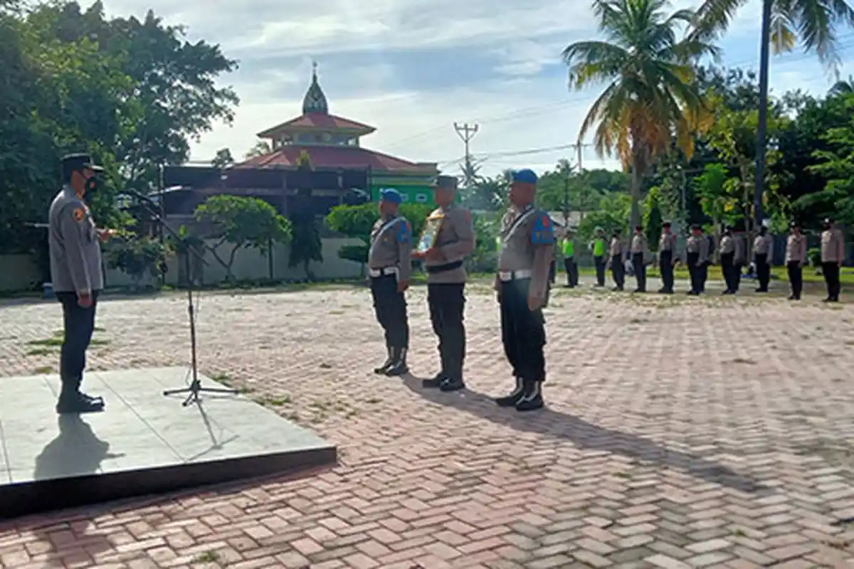 Jebakan Brigpol Vikce Lomi Pesan Narkoba Berakhir Buka Seragam Polri