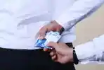 Ilustrasi-korupsi-pejabat-perbankan.jpg
