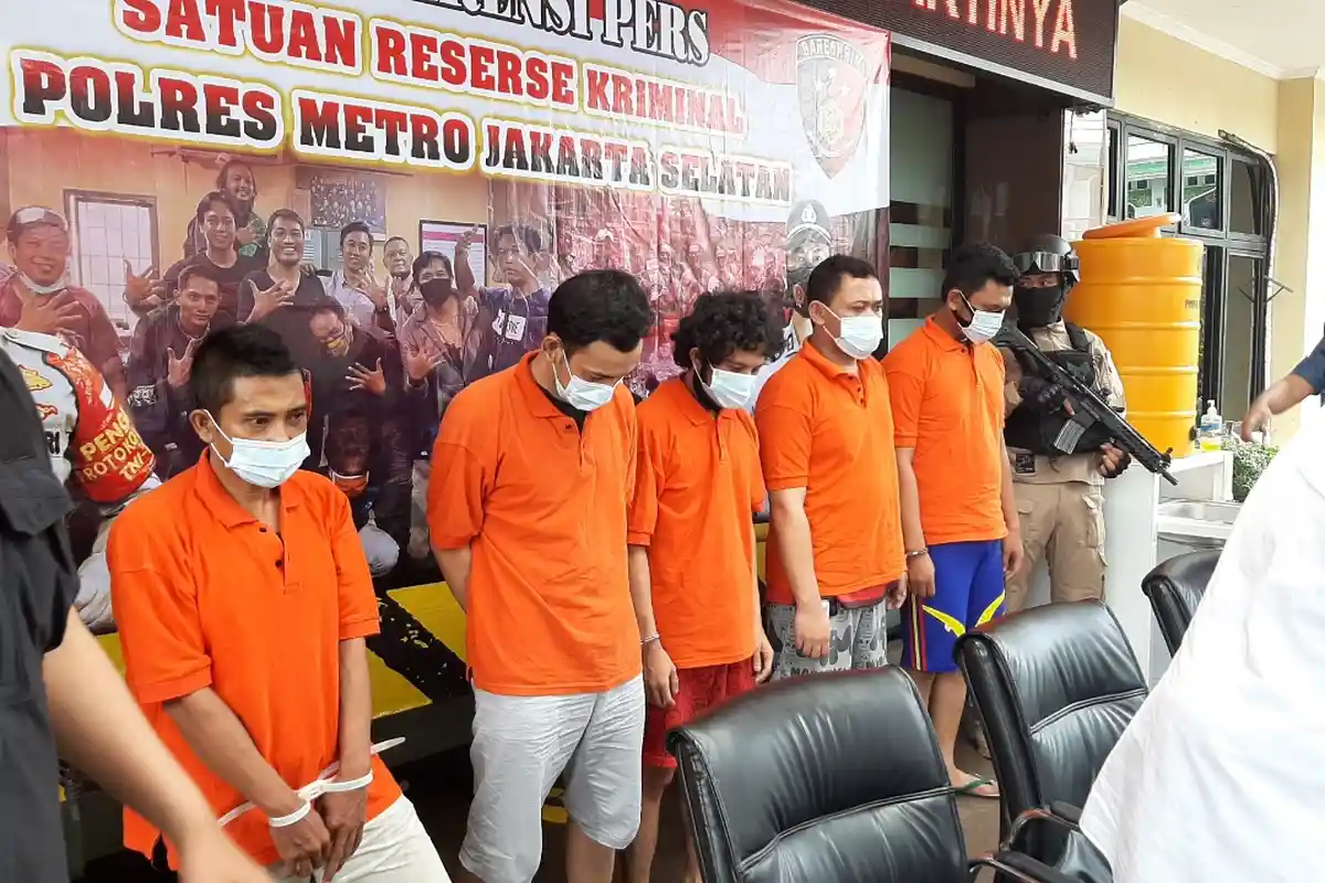 5 Polisi Gadungan Bermodus Penggerebekan Narkoba Ditangkap Polres Metro Jakarta Selatan