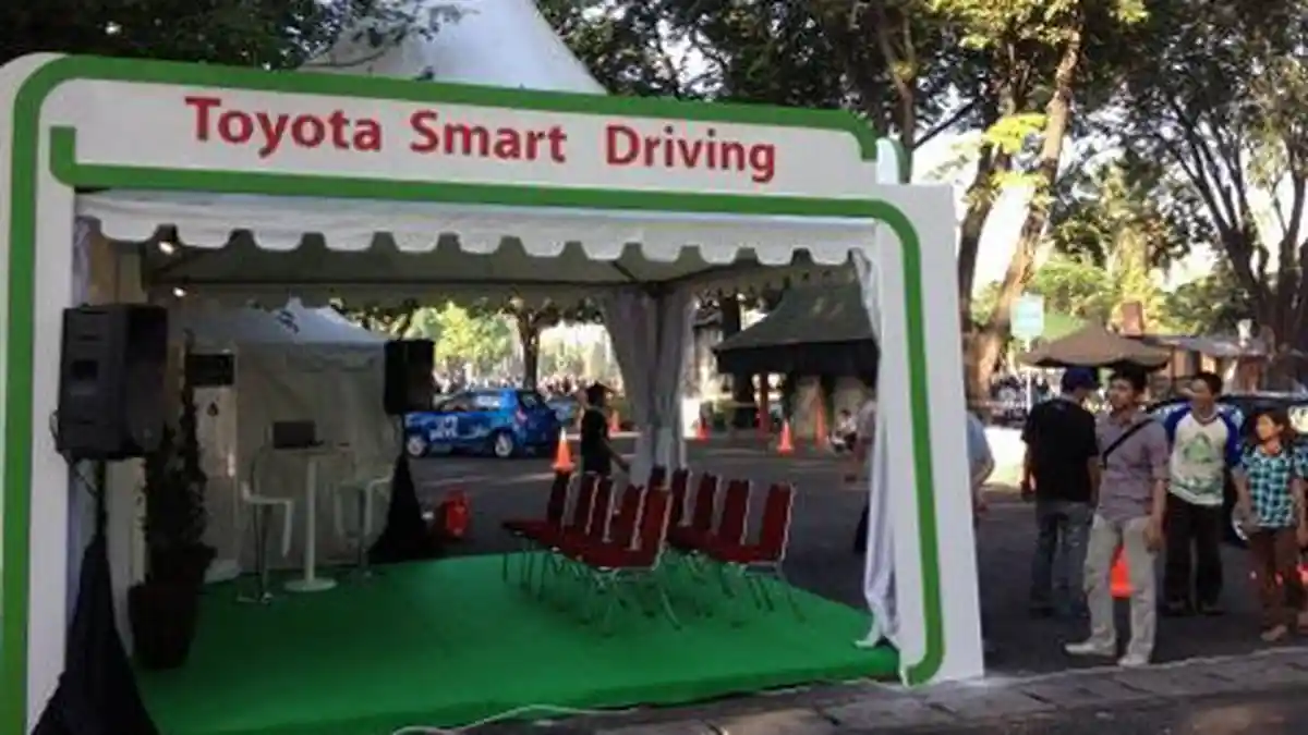 Pemilik Toyota Dibekali Smart Driving Biar Mudik Aman