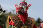 Wabup Kutim Mahyunadi Dorong Inovasi Kesenian di Festival Lom Plai demi Gaet Wisatawan