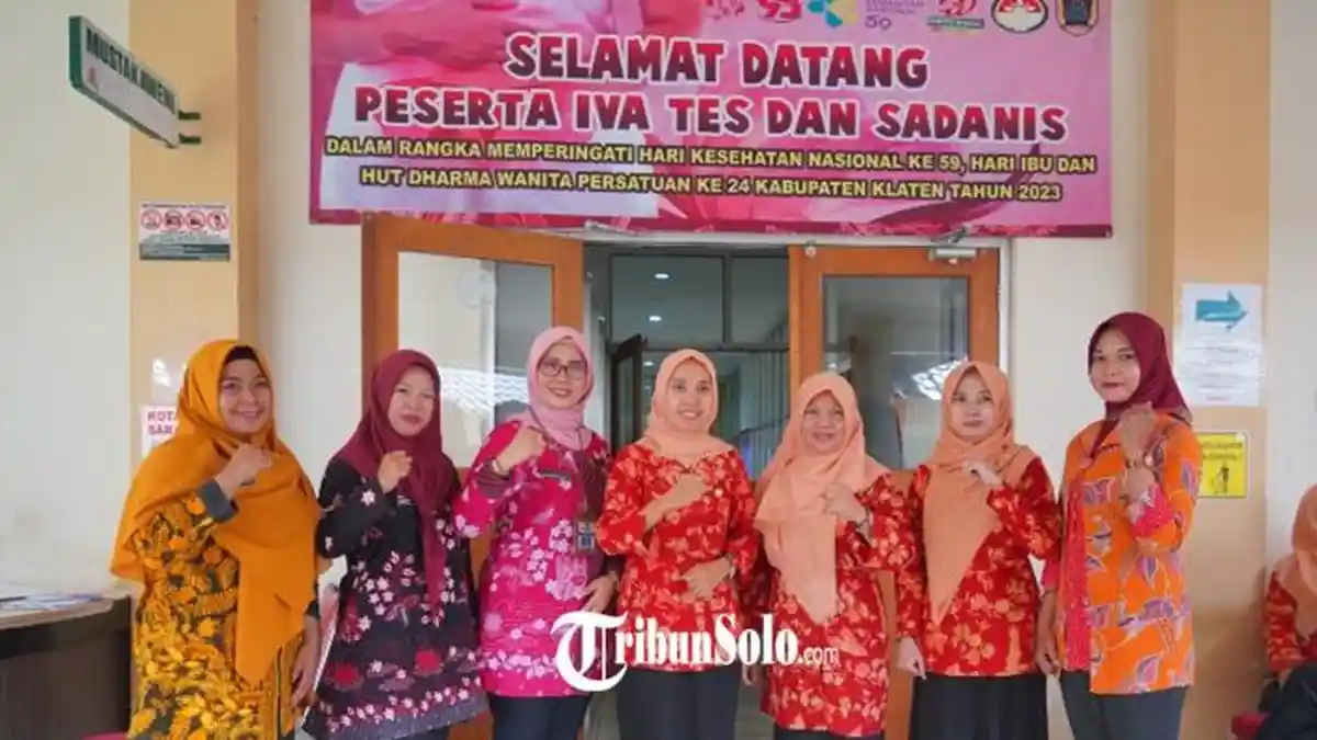 Bupati Sri Mulyani Puji DWP Klaten yang Gelar Pemeriksaan IVA dan Sadanis Gratis di RSUD Bagas Waras