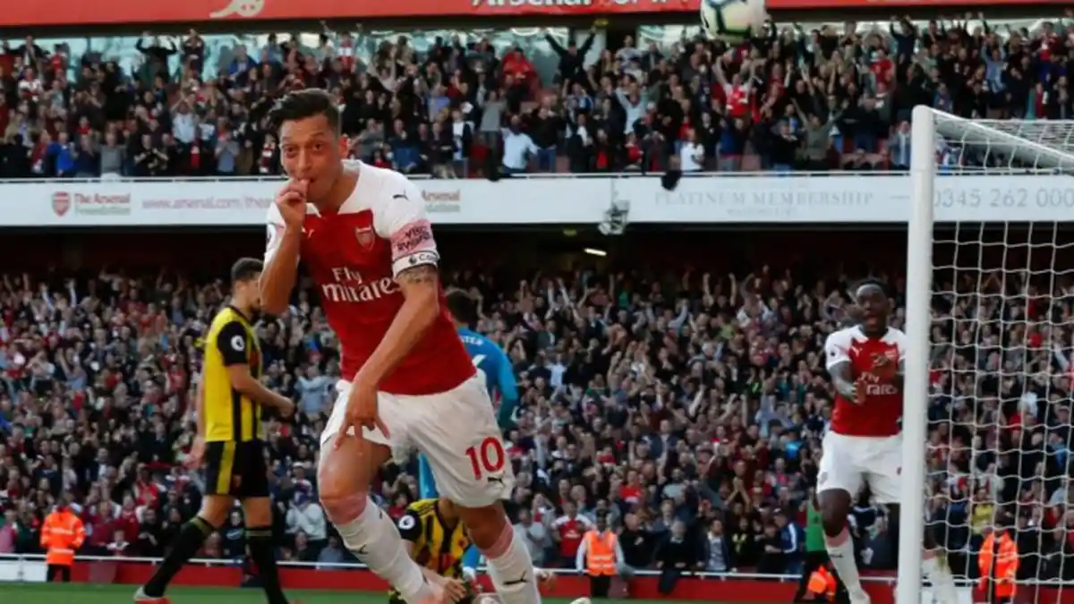 Juventus Tidak Tertarik Rekrut Mesut Oezil