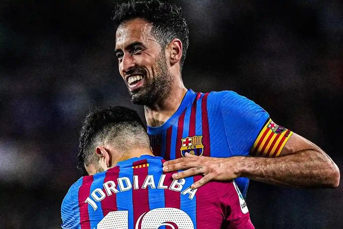 Barcelona Bertujuan Menandatangani Tiga atau Empat Pemain dan Ini Calon Penganti Busquets