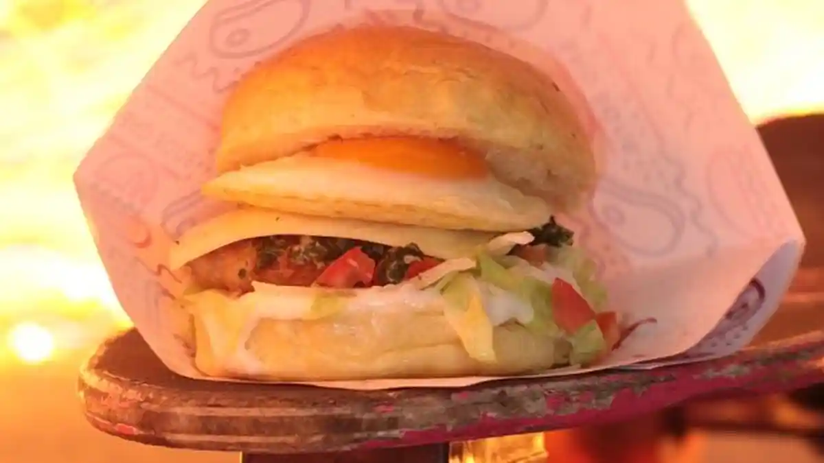 Bad Bone Burger, Burger Kekinian dengan Citarasa ''Gochujang''