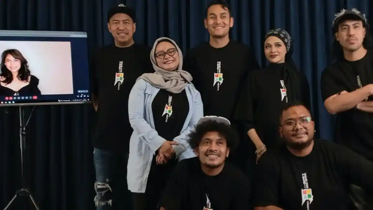 Pandji Pragiwaksono Produseri Series 'Name for a Band', Gamila Arief Sutradara dan Main Peran Utama