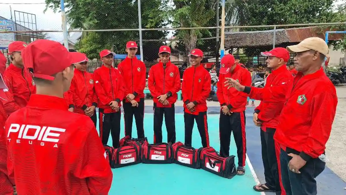 Kalahkan 3 Daerah, Tim Voli Putra Pidie Juara Grup dalam Popda Ke-16 di Meulaboh