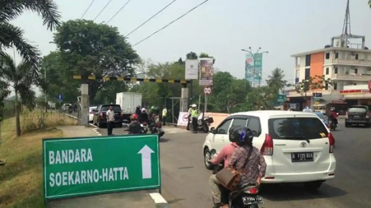 Jalan Rawa Bokor Banyak Lubang