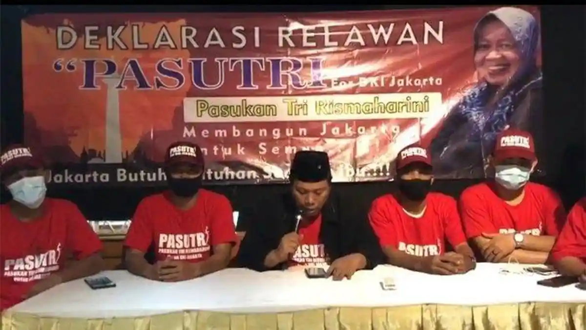 Kerap Blusukan, Muncul Relawan Pasukan Tri Rismaharini alias Pasutri, Dorong Risma Jadi Gubernur DKI