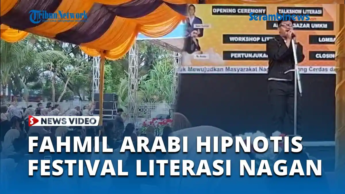 VIDEO - Penampilan Penyanyi Aceh Fahmil Arabi Meriahkan Festival ...