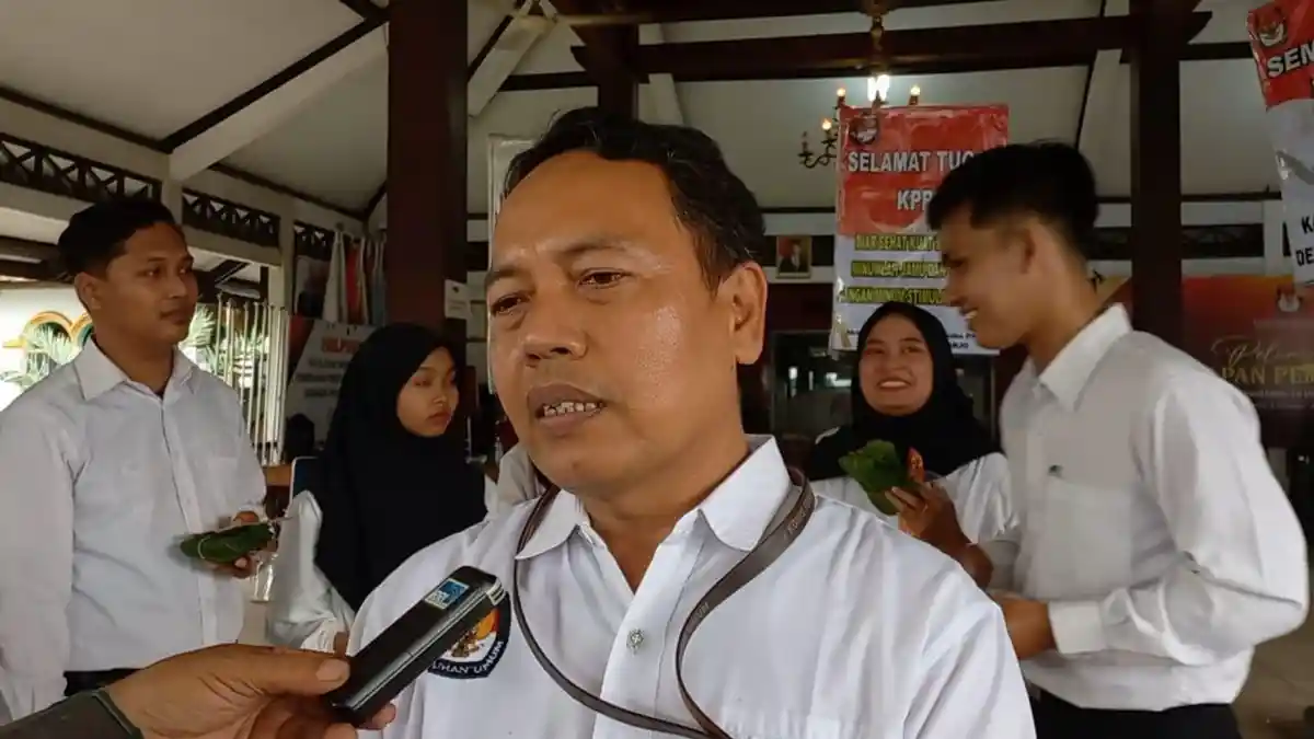 Hari Pertama Perpanjangan Pendaftaran Pilkada Sukoharjo Sepi, KPU Masih Tunggu Pendaftar Baru