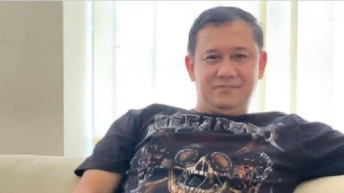 Peringatkan Jokowi, Denny Siregar: Kondisi Sekarang ini Sudah Sulit Banget Secara Ekonomi