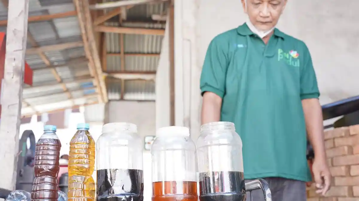 Dukung Ekonomi Kreatif, PLN Kalbar Ubah Sampah Jadi Cuan