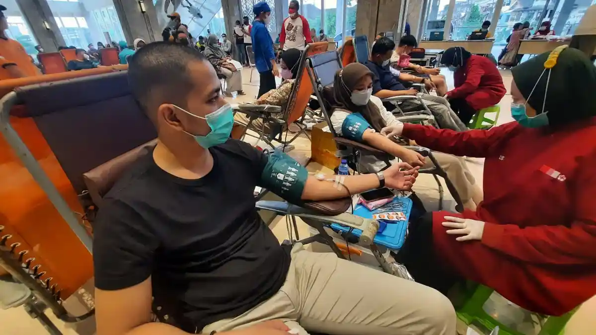PMI dan BDDS Kumpulkan 400 Kantong Darah di Mall City Centrum Samarinda