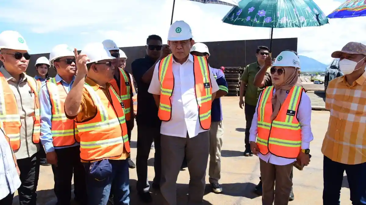 Lepas Ekspor 10.000 Ton Wood Wallet, Gubernur Gorontalo Gusnar Ismail Apresiasi Kontribusi BJA Group