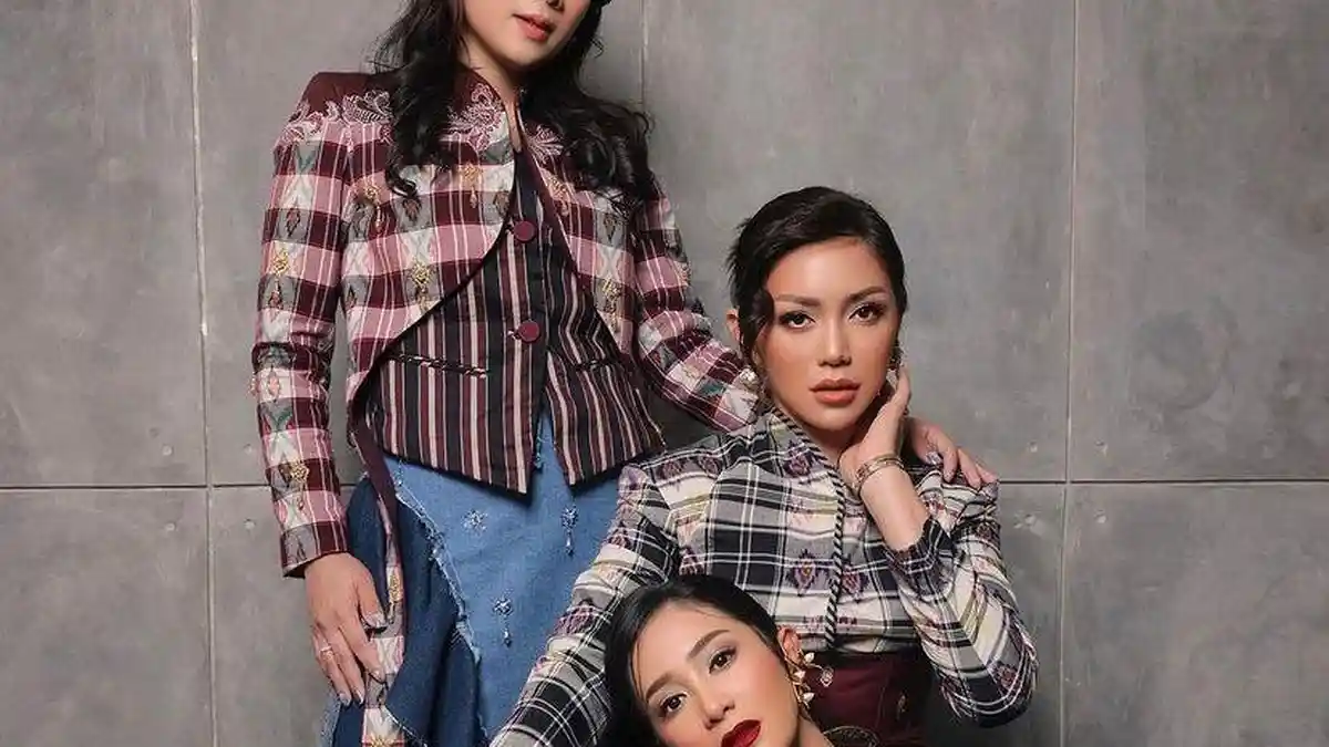 Profil dan Medsos Puput Nastiti Devi, Istri Ahok Kumpul Bareng Geng ...