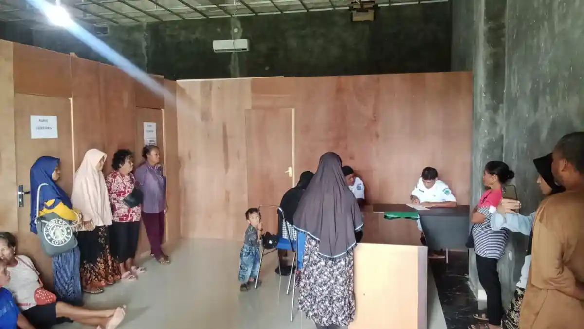 Tak Dapat BLT, Emak-emak Panamboang Mengadu ke DPMD Halmahera Selatan