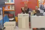 Berbagai-produk-yang-ditampilkan-dalam-booth-Kalla-Beton-pada-salah-satu-pameran-di-TSM-Makassar.jpg