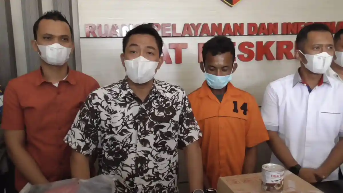 Pelaku Bajing Loncat Yang Viral di Medsos Berhasil Ditangkap Polres Belawan dari Rumahnya