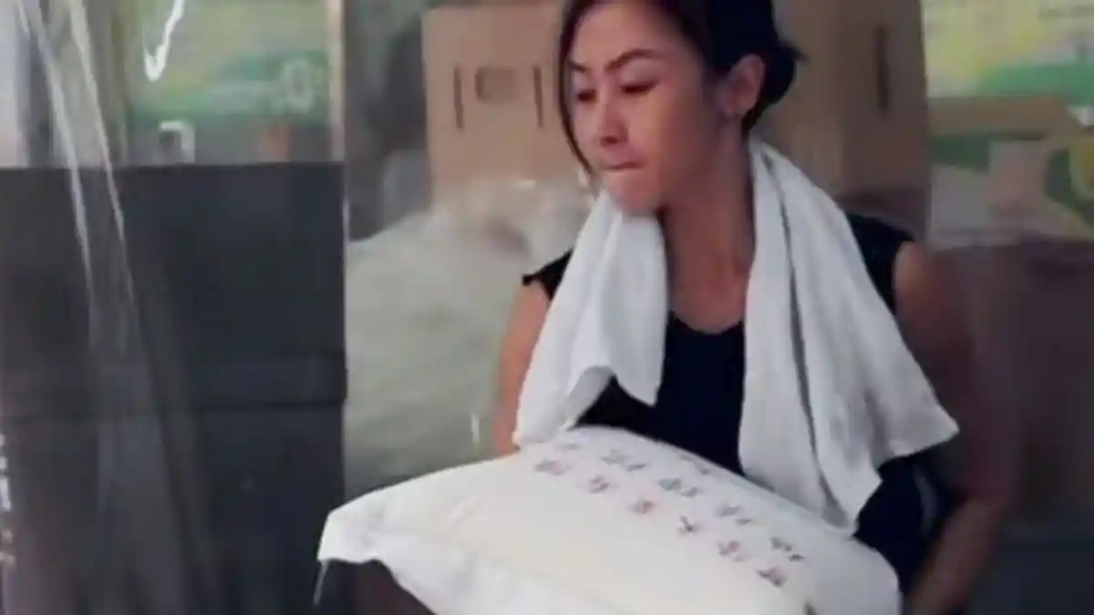 Kuli Panggul Tercantik di Hong Kong Ini Kerap Dapat Penolakan Saat Cari Jodoh, Akhirnya Begini