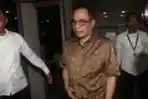 Irman Mantan Dirjen Dukcapil Kemendagri Jalani Pemeriksaan