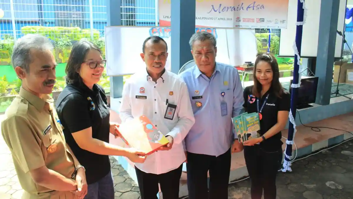 Gramedia Pangkalpinang Berikan Donasi Buku di Lapas Anak