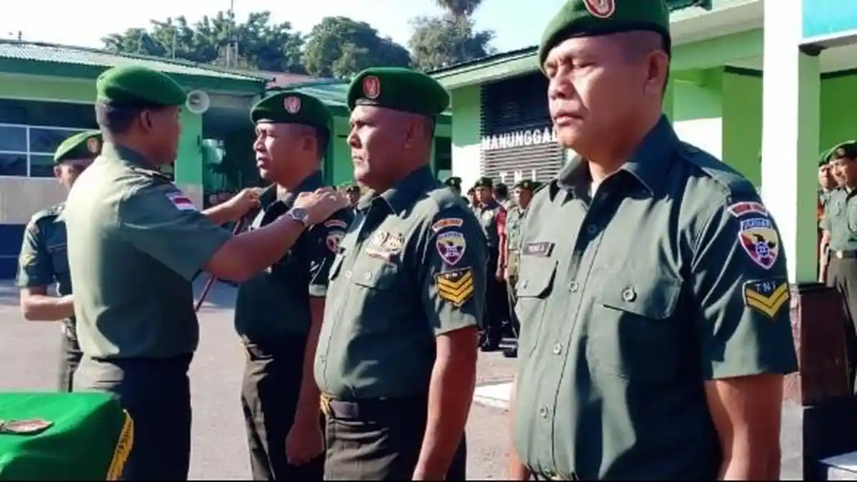 Dandim 1604 Kupang Pimpin Upacara Kenaikan Pangkat TNI dan ASN
