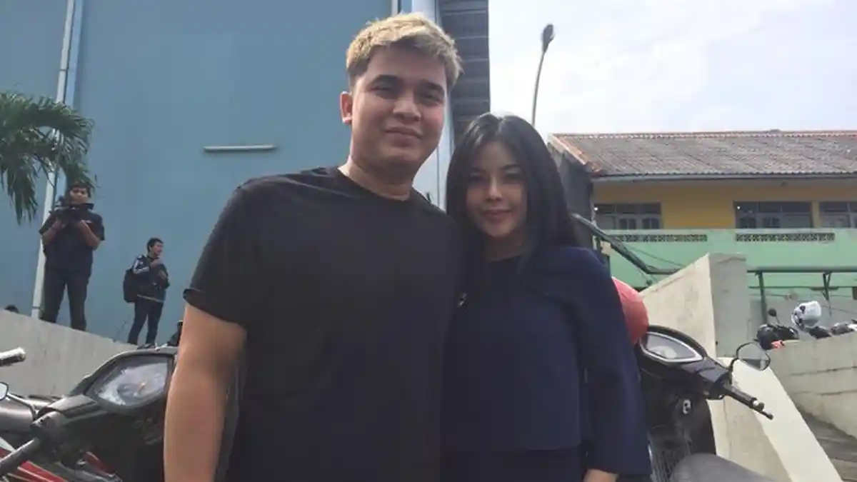 Dikabarkan Akan Melamar Sang Kekasih, Begini Jawaban Singkat Billy Syahputra