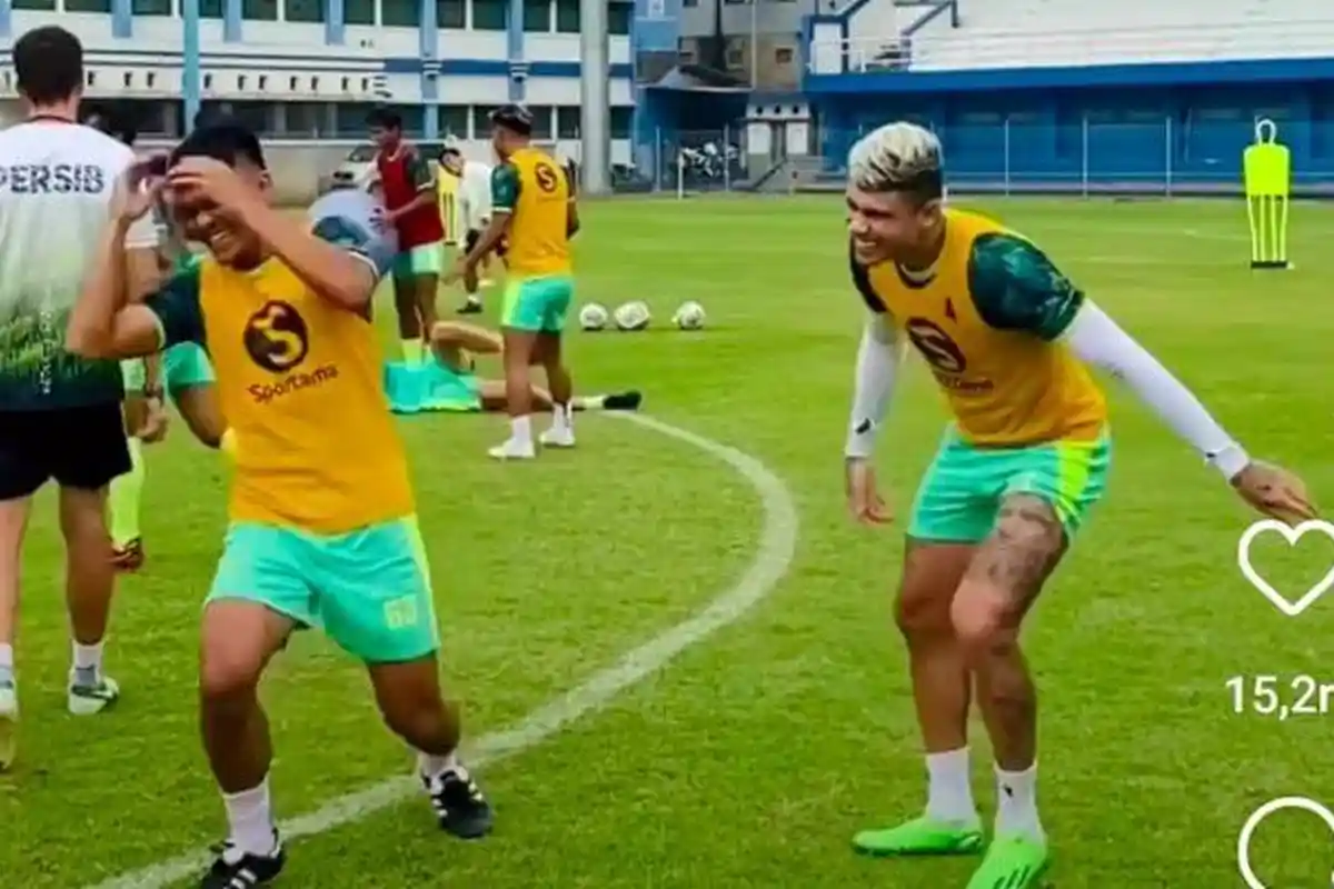 Bek Persib Bandung Nick Kuipers Dihajar Rachmat Irianto, Tumbang, Langsung Keluarkan 'Kapak'