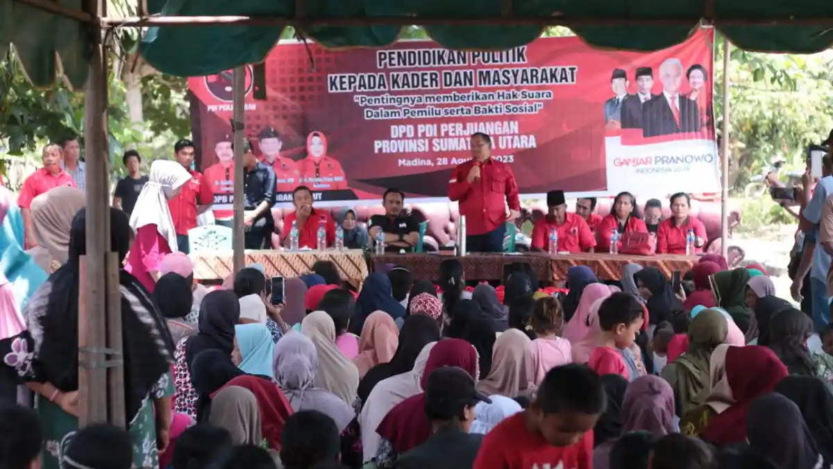 Kenalkan Ganjar di Pantai Barat Natal, Penduduk Ingin Rapidin Torehkan Prestasi Seperti di Samosir