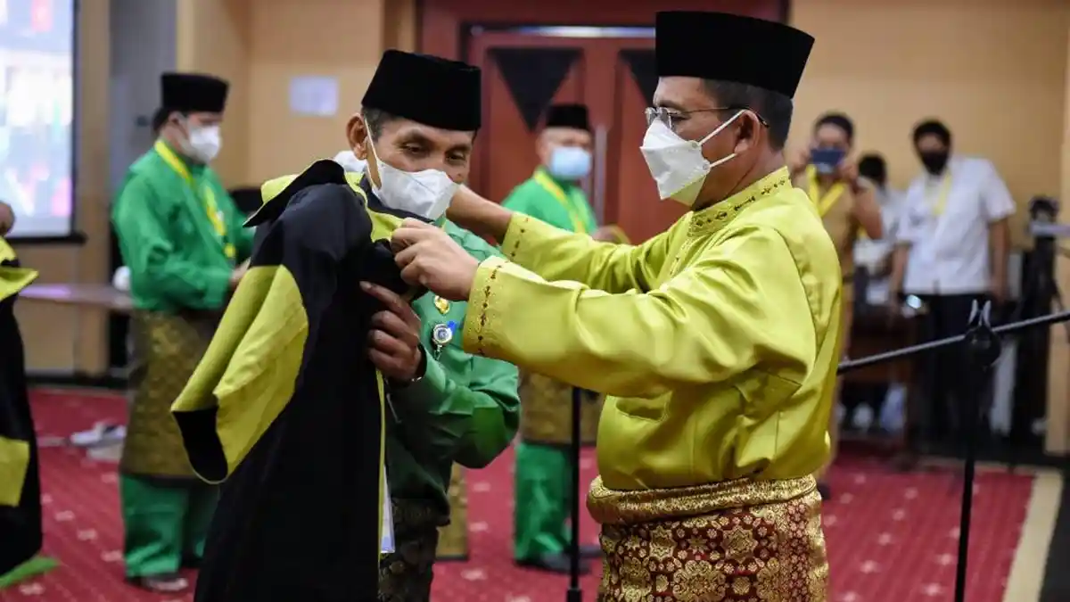 Gubernur Kepri  Ansar Ahmad Lantik Hakim STQH IX Kepri 2021