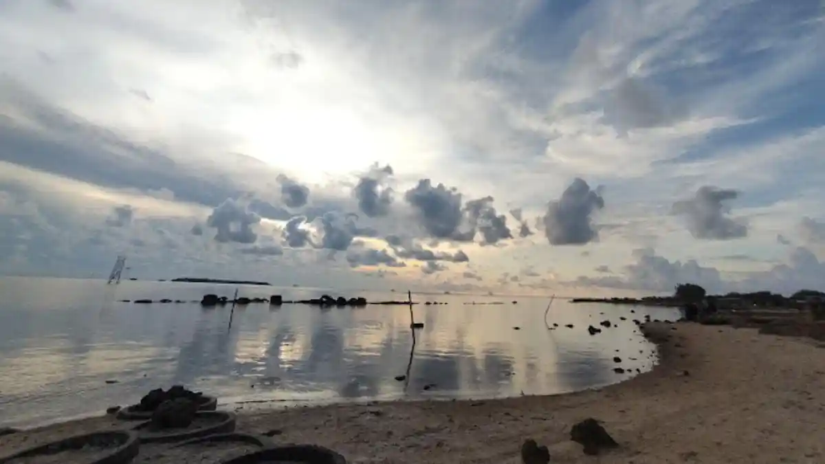Cuma 13 Menit dari Jepara, Ada Pantai Sunset Estetik Seperti di Bali, Pas buat Libur Lebaran 2025