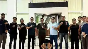 Tim-Intelijen-Kejari-Subulussalam-bersama-tim-Resmob-Polres-Subulussalam-saat-menangkap-DPO.jpg