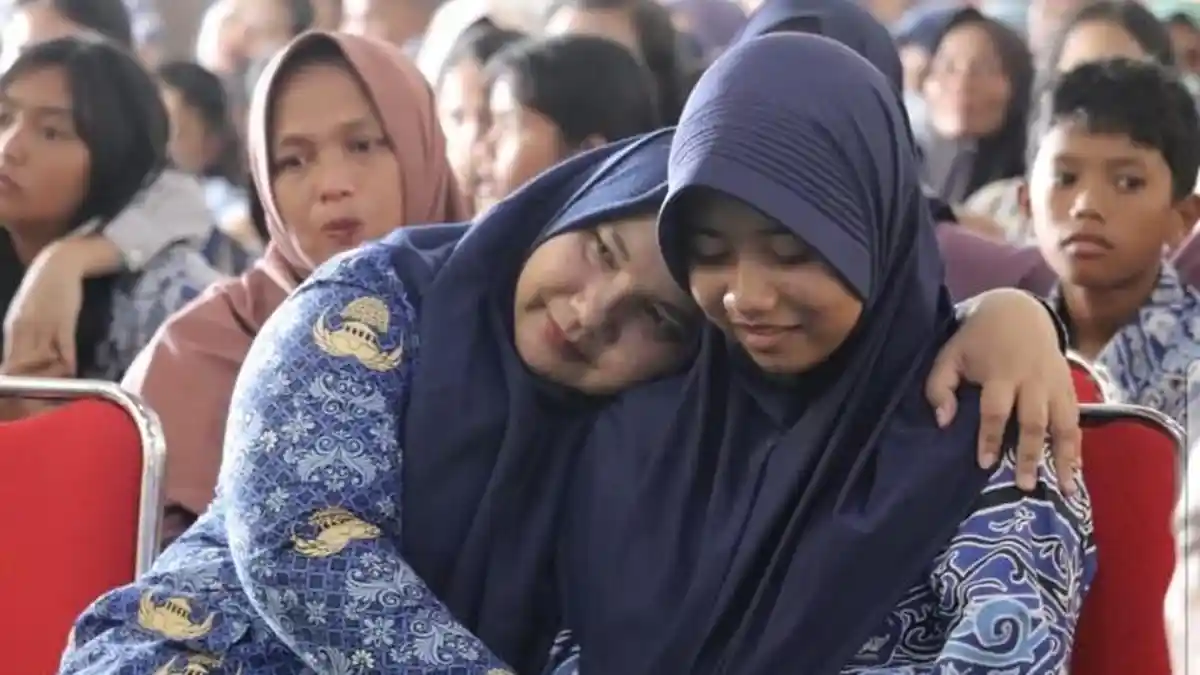 Seminar Parenting Day SMP N 1 Salak: Sinergi Sekolah dan Orang Tua