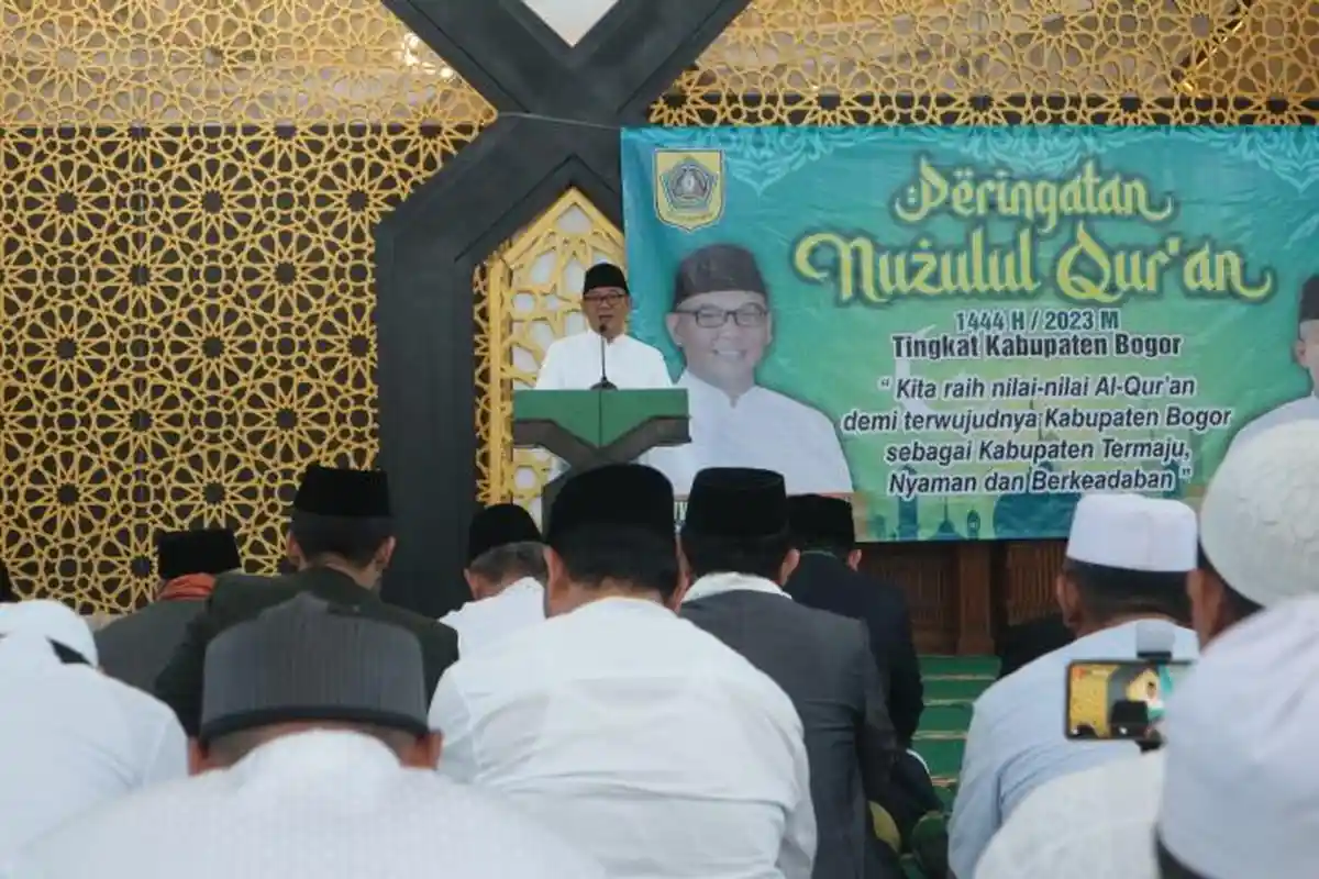 Hadiri Peringatan Nuzulul Qur'an di Masjid Agung Baitul Faidzin, Ini Kata Iwan Setiawan