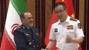 Menteri-Pertahanan-Iran-China.jpg
