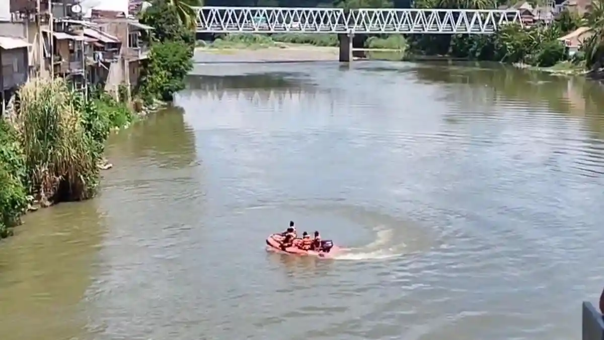 Mandi Bareng Teman, Pelajar SMP di OKU Selatan Hilang Tenggelam di ...